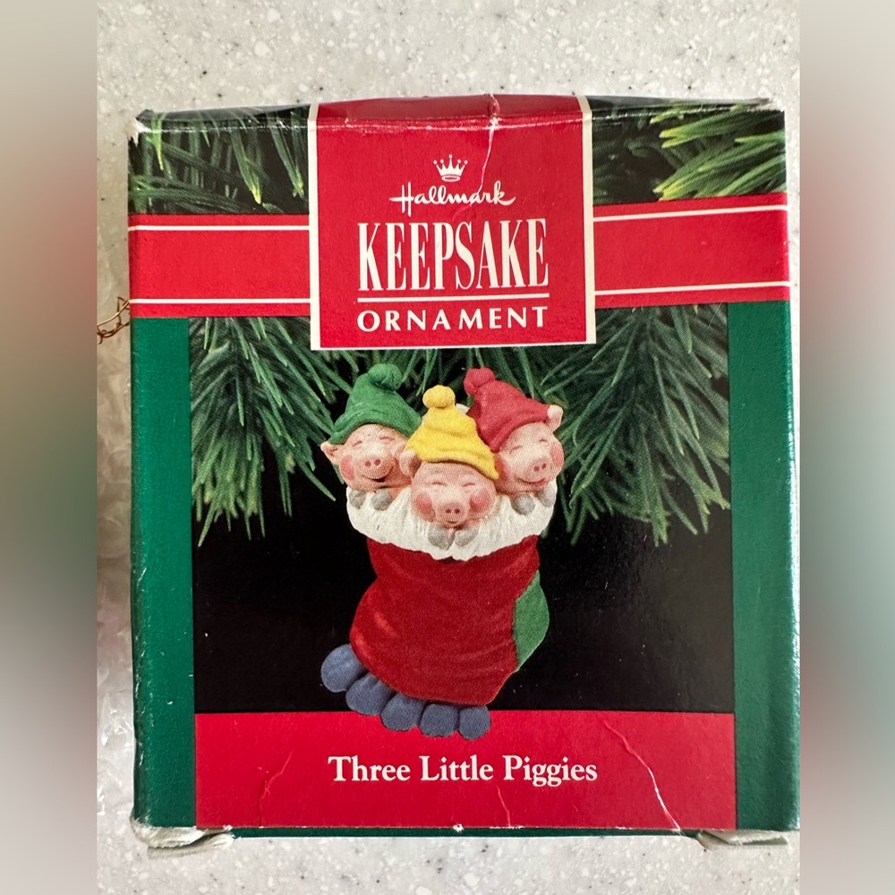 Vintage Hallmark Keepsake Ornament  Three Little Piggies 1990. Christmas